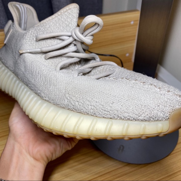 Adidas Yeesy Boost 350 V2 Sesame / Size 10 - Picture 14 of 16